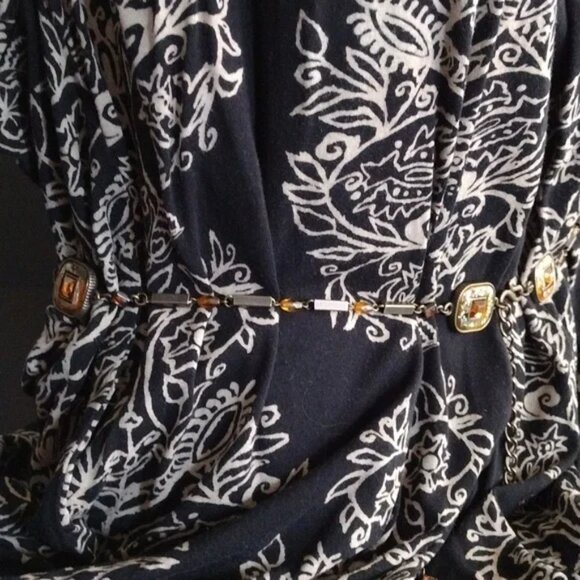 Square Amber Embellished Abalone Inlay Chain Belt